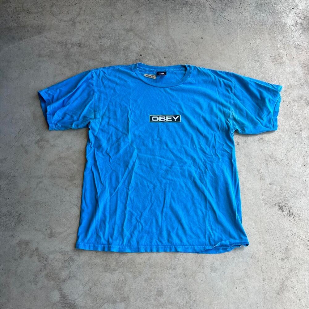 Obey Mens y2k Top center logo mens size L
